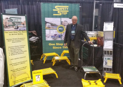 Safety Step Attends UMA’s Motorcoach Expo 2016 uma2-01